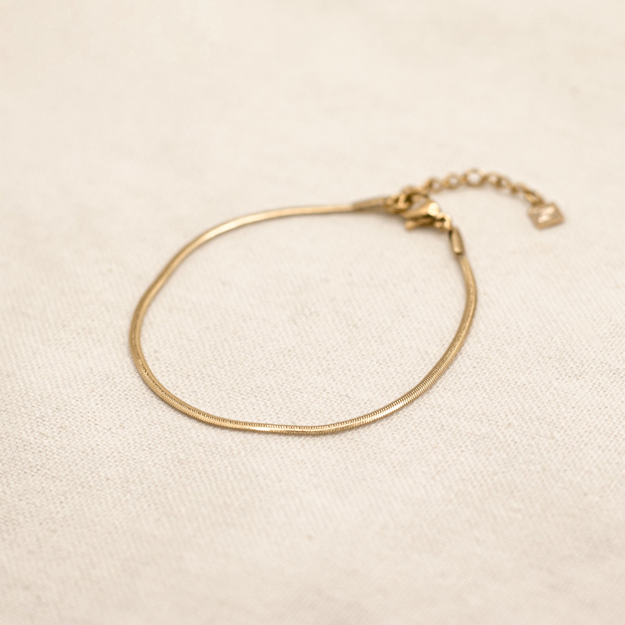 POS - Thin Slither Bracelet